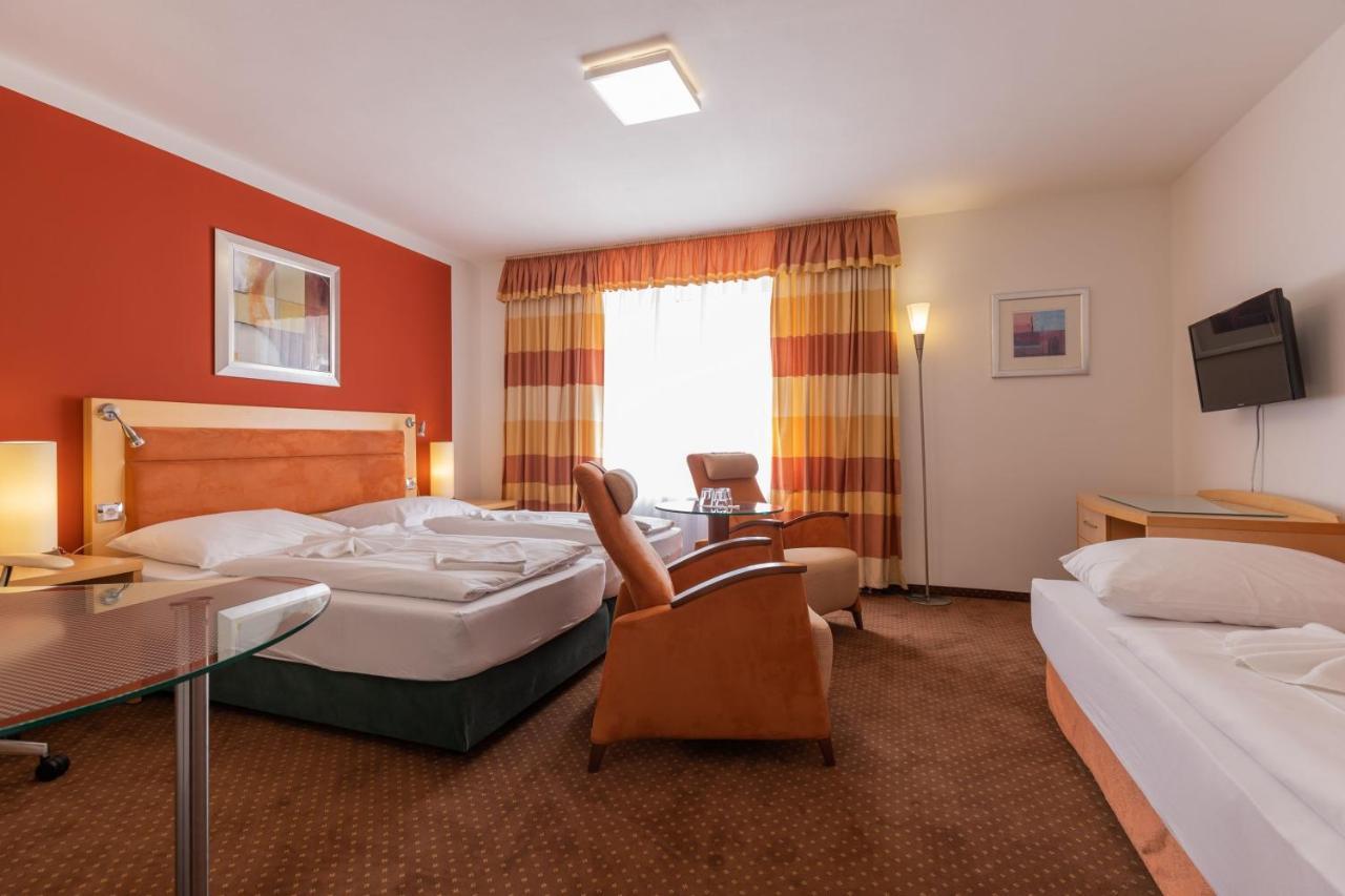 Active & Wellness Hotel Subterra Ostrov  Bilik gambar