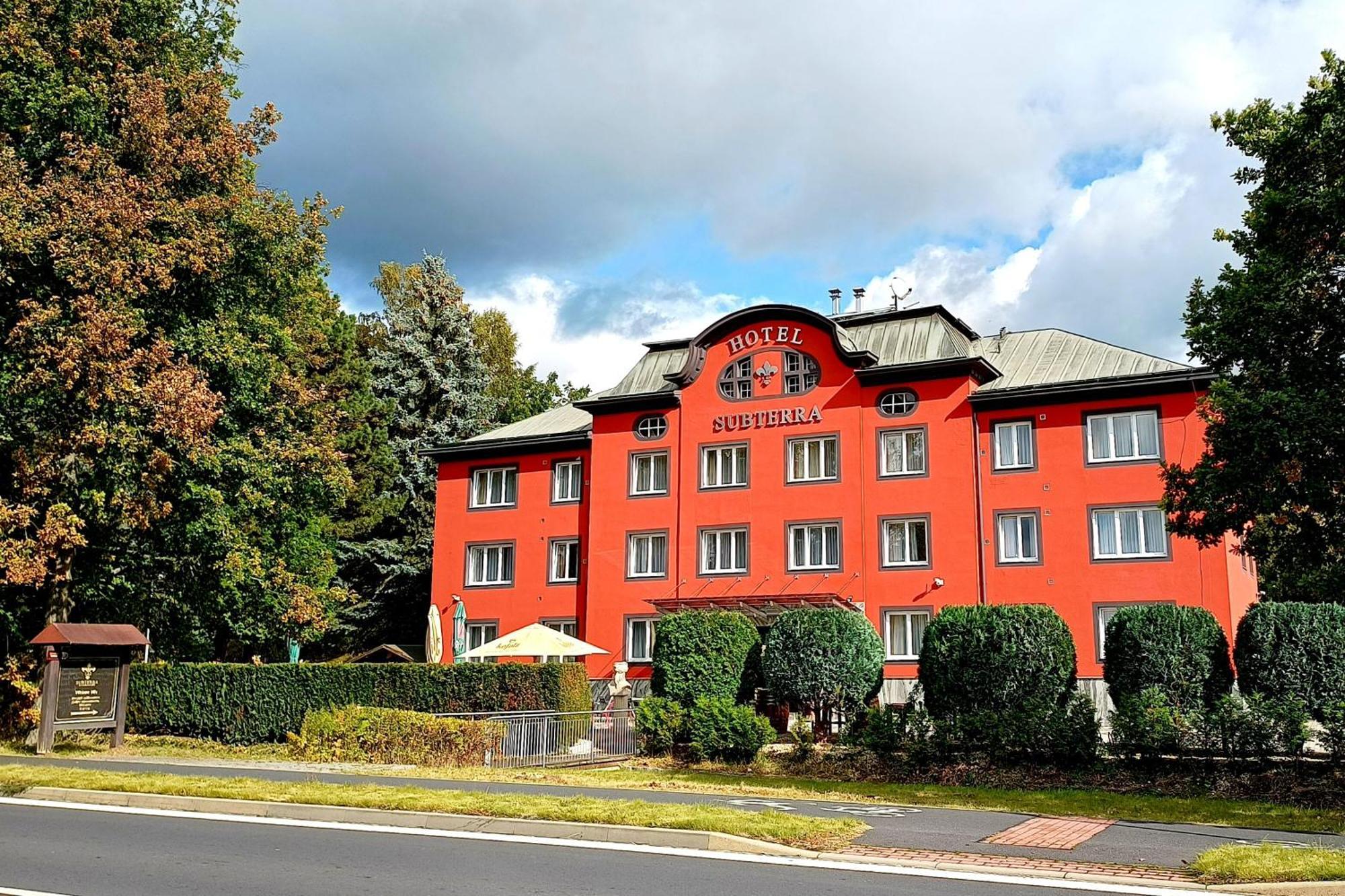 Active & Wellness Hotel Subterra Ostrov  Luaran gambar