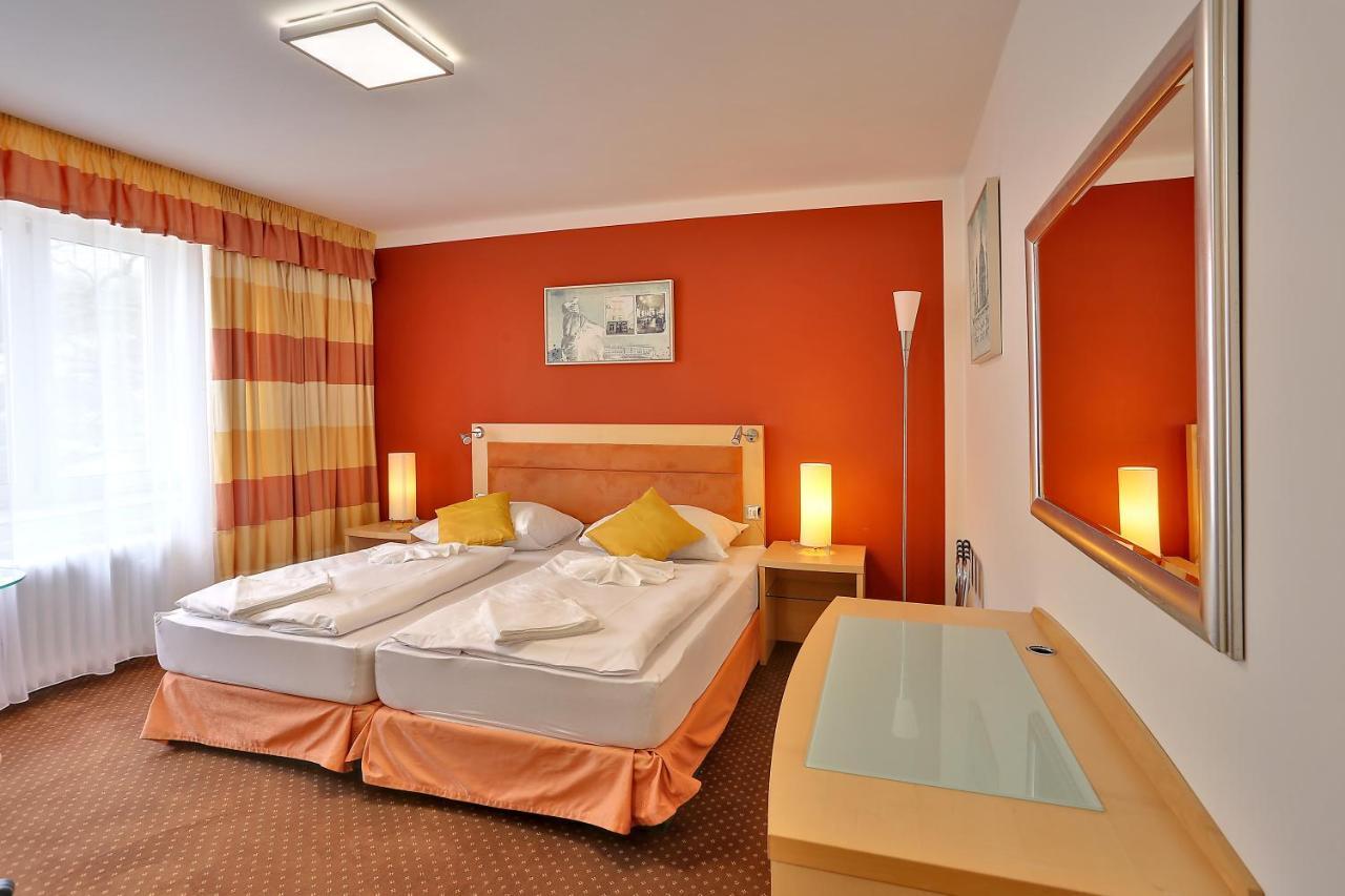 Active & Wellness Hotel Subterra Ostrov  Luaran gambar